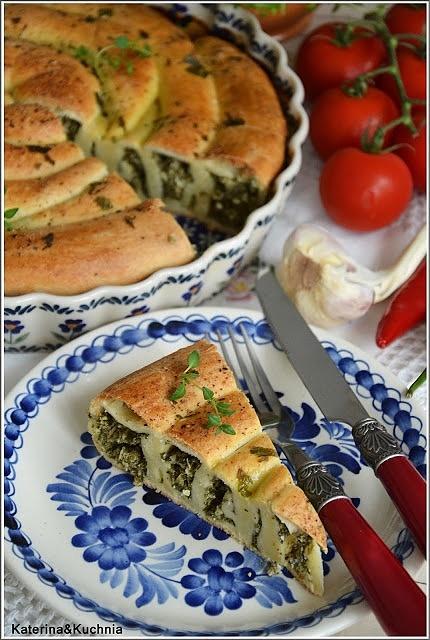 Ślimakowe ciasto ze szpinakiem i serem feta