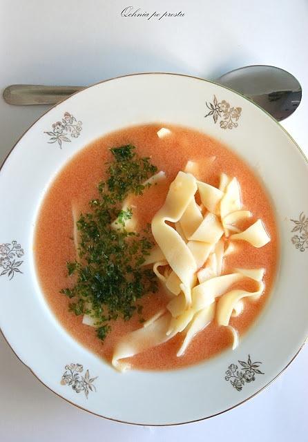 Zupa pomidorowa ze świeżych pomidorów