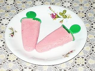 Lody wiśniowe na jogurcie