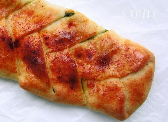 Stromboli ze szpinakiem i łososiem
