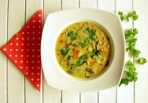 Zupa pieczarkowa