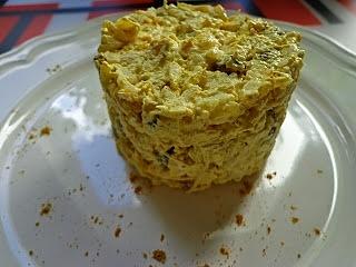 Sałatka z ryżem i kurczakiem w curry
