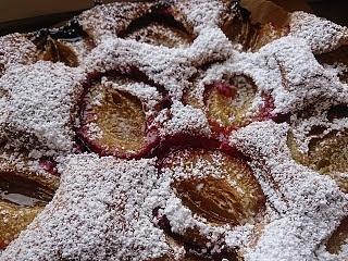 Błyskawiczne ciasto ze śliwkami