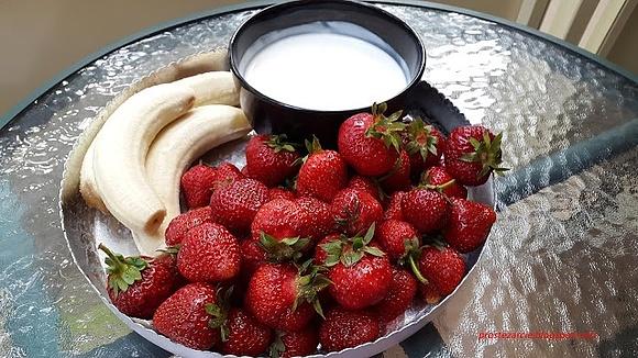 Lody truskawkowo-bananowe domowej roboty