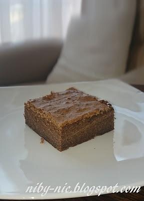 Brownie z czekoladą i masłem
