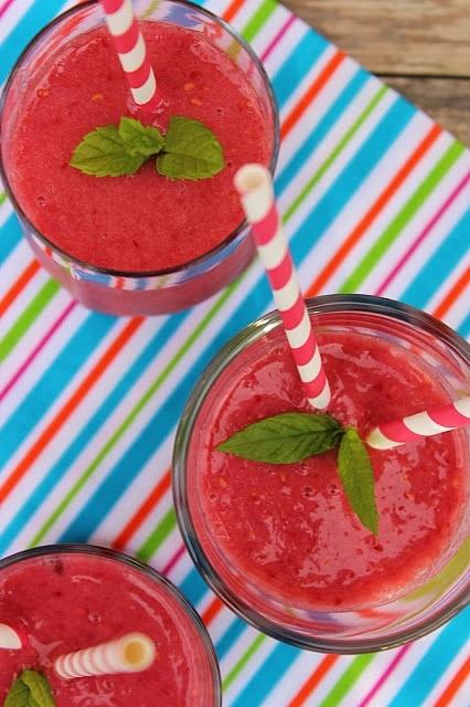 Smoothie malinowo-gruszkowo-bananowe