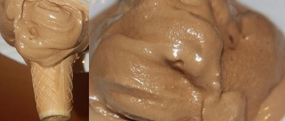 Potrójne lody kawowo-chałwowe