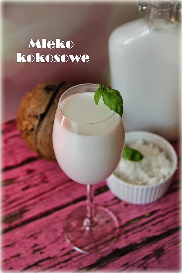 Domowe mleko kokosowe z wiórków kokosowych i wody