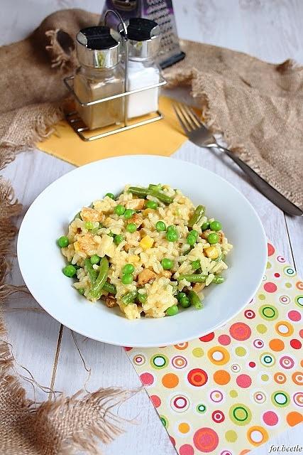 Kolorowe risotto z warzywami i kurczakiem