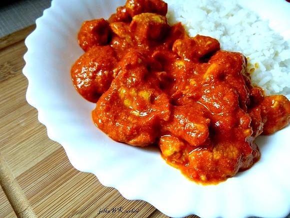 Kurczak w pomidorowym curry