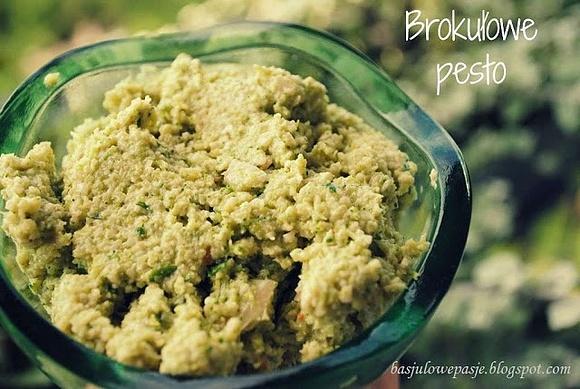 Brokułowe pesto