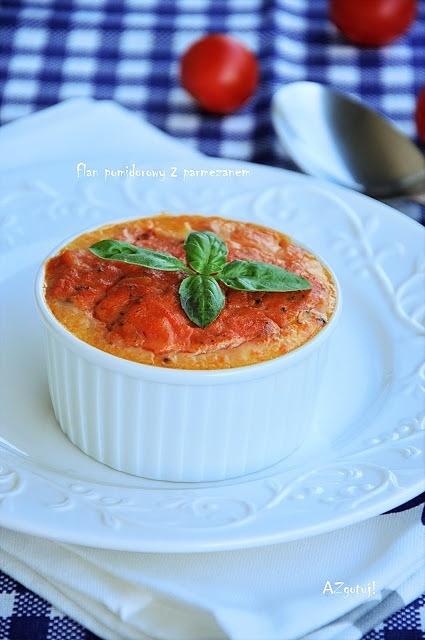 Pomidorowy flan z parmezanem i bazylią