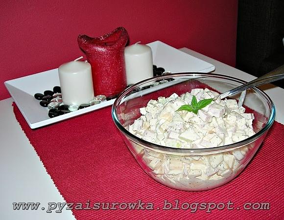 Sałatka od Ewy - przepis na pyszną i prostą sałatkę
