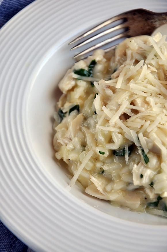 Risotto z gotowanym kurczakiem i natką pietruszki