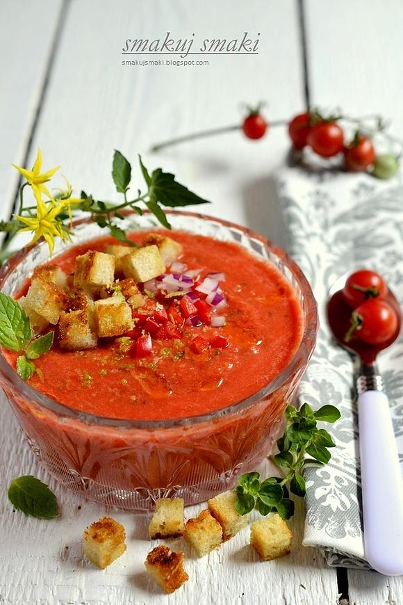 Gazpacho z pomidorów i papryki