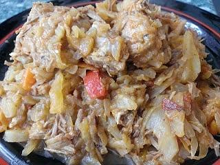 Łopatka w kapuście - smaczne danie jednogarnkowe