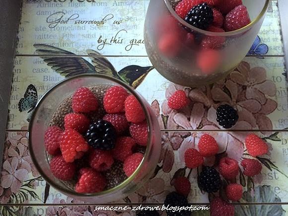 Orzeźwiający pudding chia na bazie soku pomarańczowego