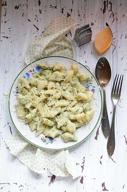 Jaglane gnocchi z bazylią