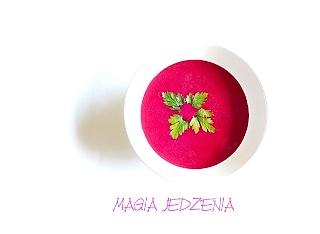 Zupa krem z pieczonych buraków na jogurcie