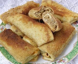 Krokiety z kurkumą i kapustą z pieczarkami