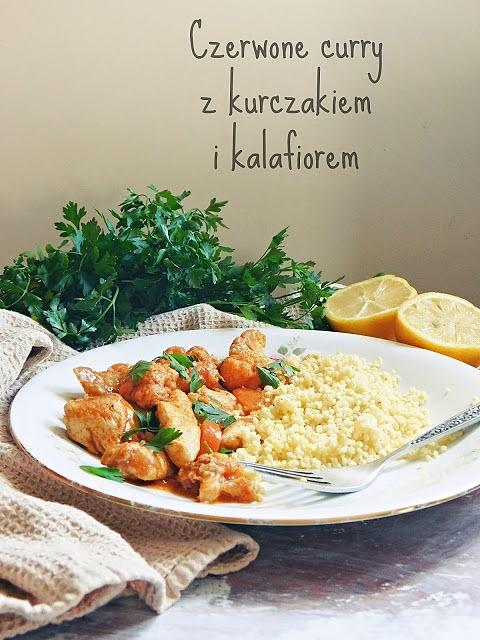 Czerwone curry z kurczakiem i kalafiorem
