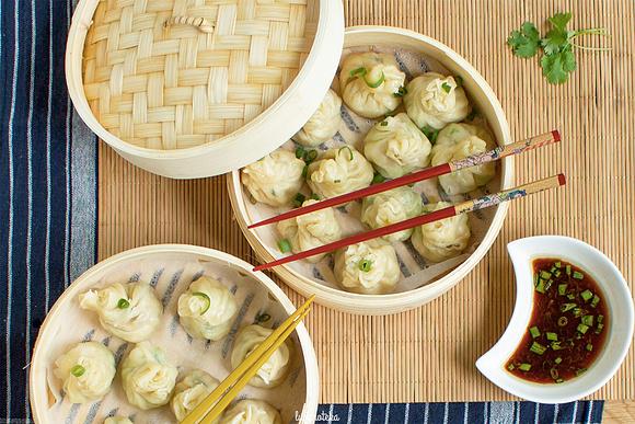 Wonton – pierożki na parze z kurczakiem i krewetkami