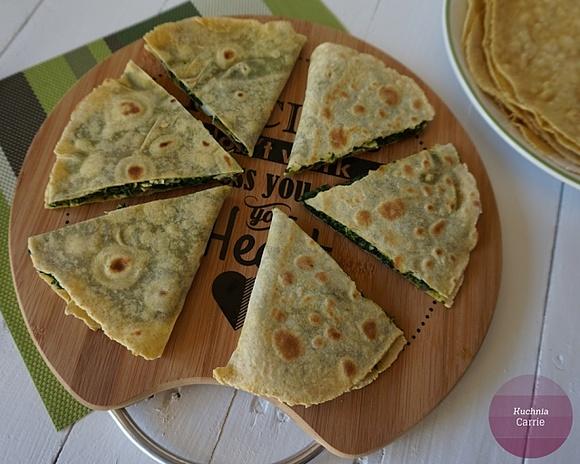 Quesadilla ze szpinakiem, serem i kurczakiem