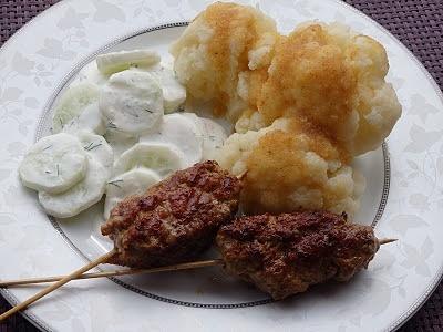Kofty mielone na patyku - przepis na obiad z wieprzowiny