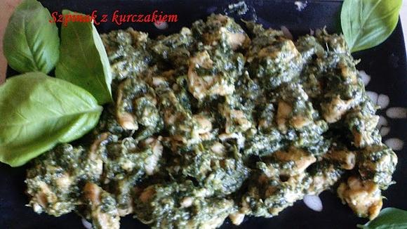 Szpinak z serem feta i piersią kurczaka