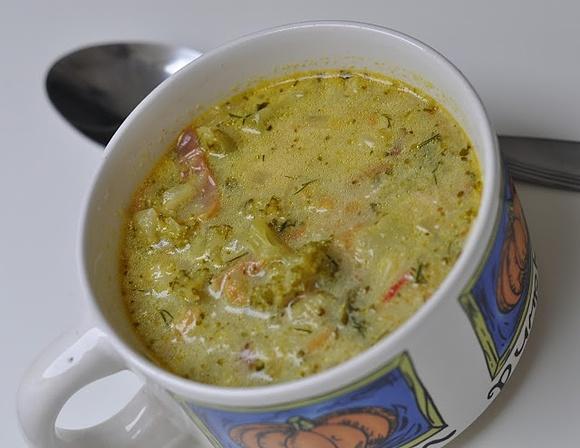 Zupa brokułowa