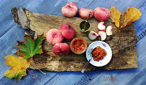 Brzoskwiniowy chutney