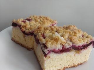Ciasto ze śliwkami i kruszonką