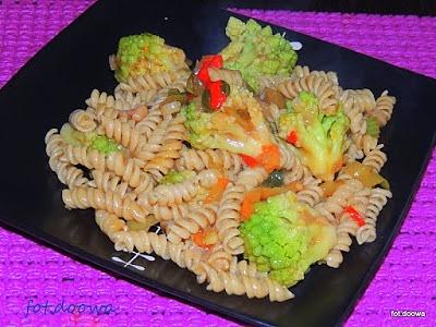 Romanesco z razowymi świderkami