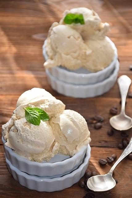 Lody Paryż Nocą