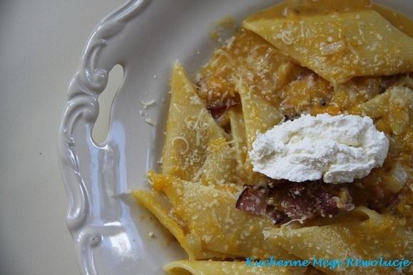 Penne giganti z dynią i szynką parmeńską