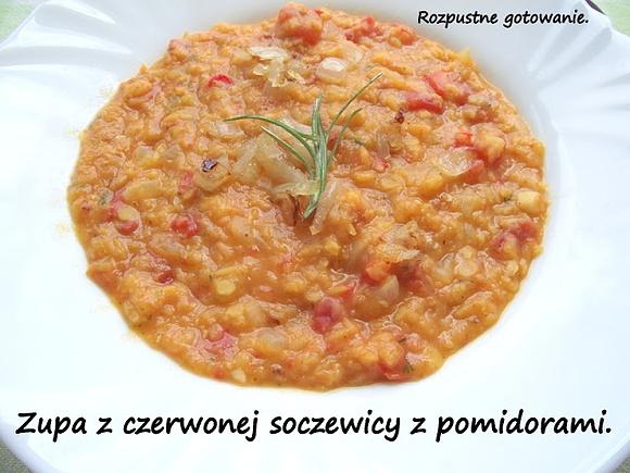 Zupa z czerwonej soczewicy z pomidorami