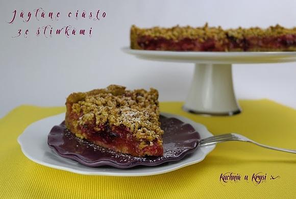 Jaglane ciasto ze śliwkami