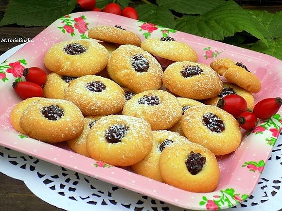 Ciasteczka z różanym oczkiem bez jajek