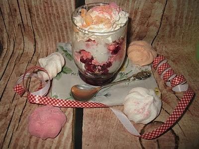 Eton mess z wiśniami
