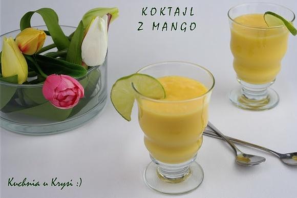 Koktajl z mango w pomarańczowym kolorze dla zdrowia