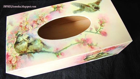 Chustecznik decoupage handmade z odsuwaną klapką 25,5x9,5x13,5 cm