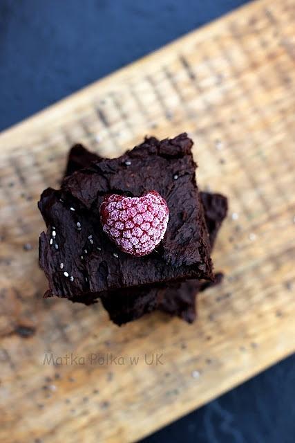 Brownie z fasoli i nasion chia