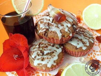 Muffinki czekoladowo-orzechowe z coca-colą