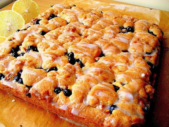 Ciasto z porzeczkami i białą czekoladą