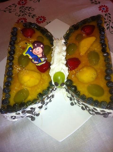 Tort truskawkowo-śmietankowy z mascarpone
