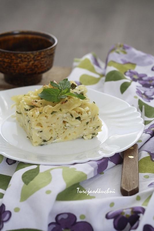 Makaron zapiekany z serem