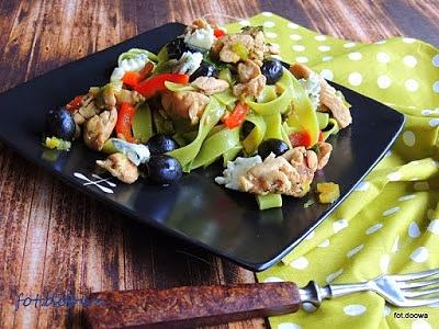 Pappardelle ze szpinakiem papryką i gorgonzolą