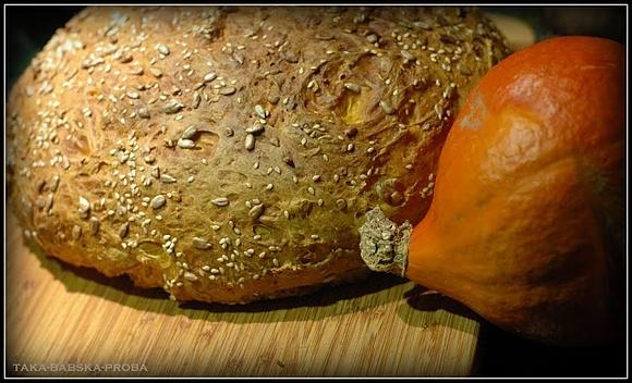Chleb dyniowy pomarańczowy