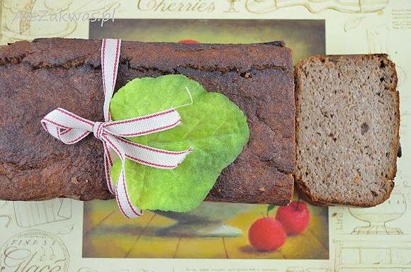 Chlebek bananowy z orzechami bez mąki