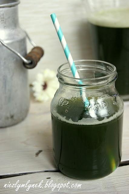 Lemoniada pietruszkowa z miętą